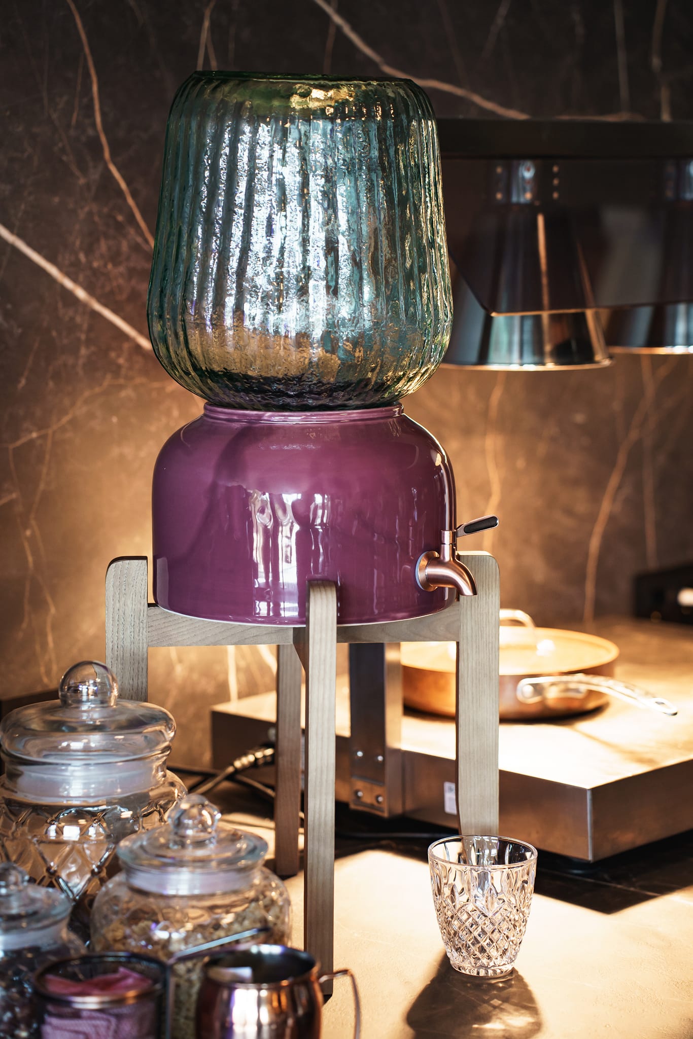 Arte Casa Ceramic Water Dispenser: Berry Wine