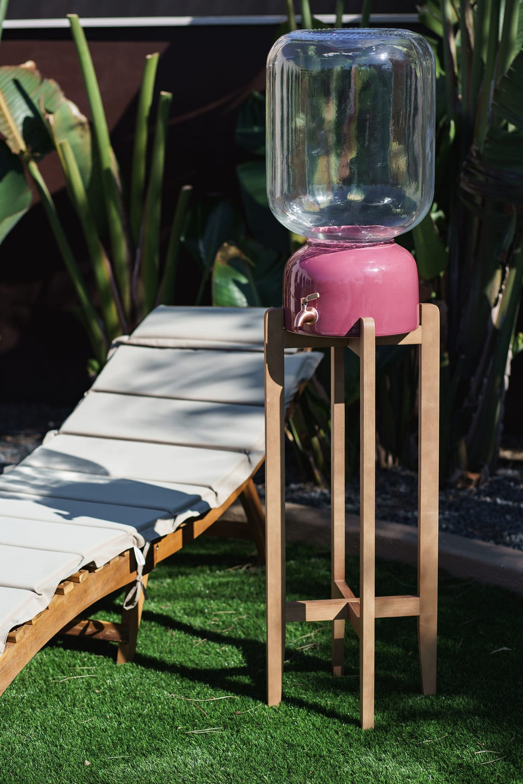 Arte Casa Ceramic Water Dispenser: Berry Wine