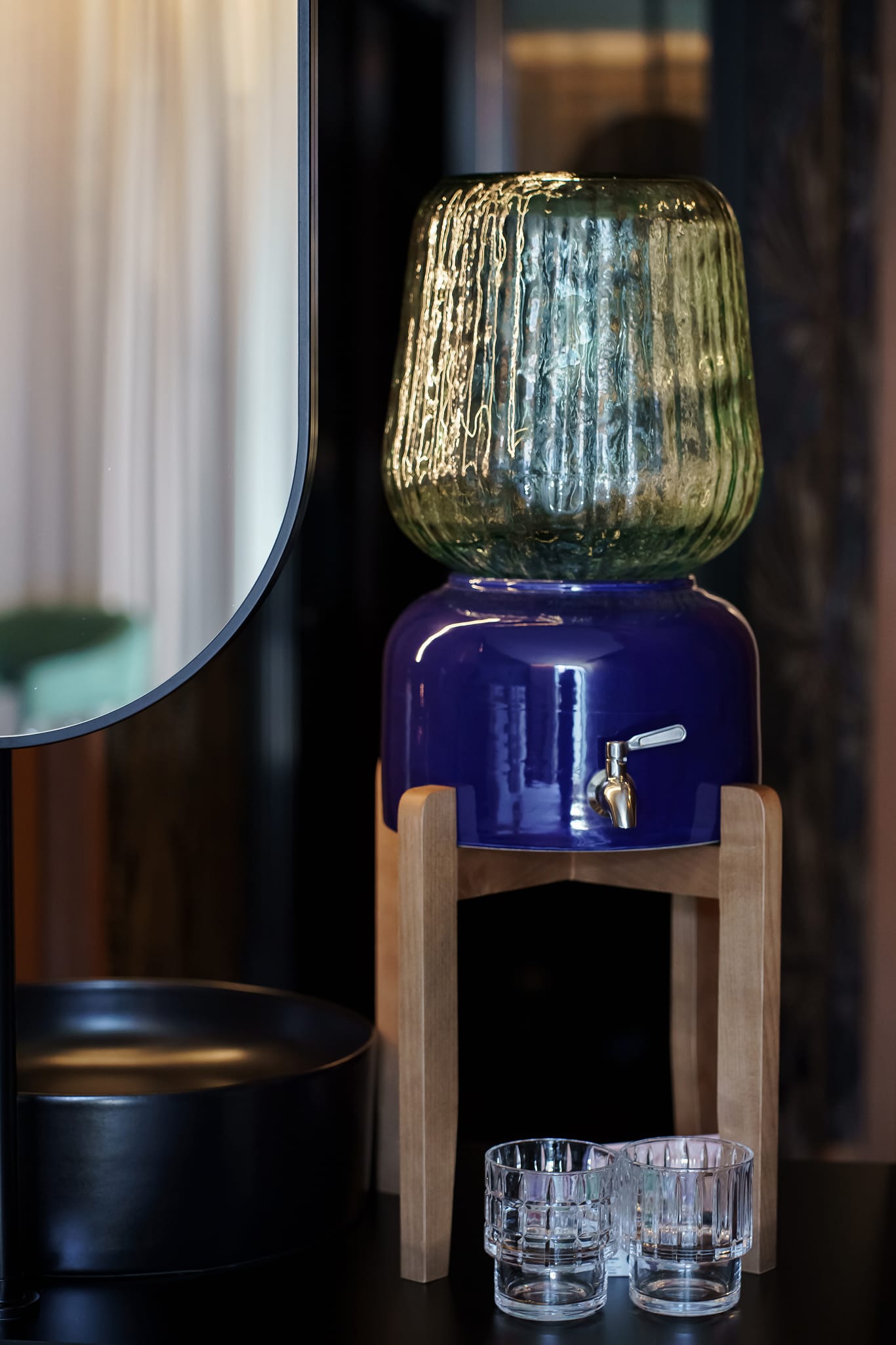 Arte Casa Ceramic Water Dispenser: Midnight Blue